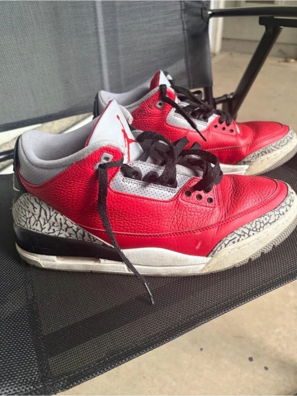 Air Jordan 3 Red Cement size 11 Men